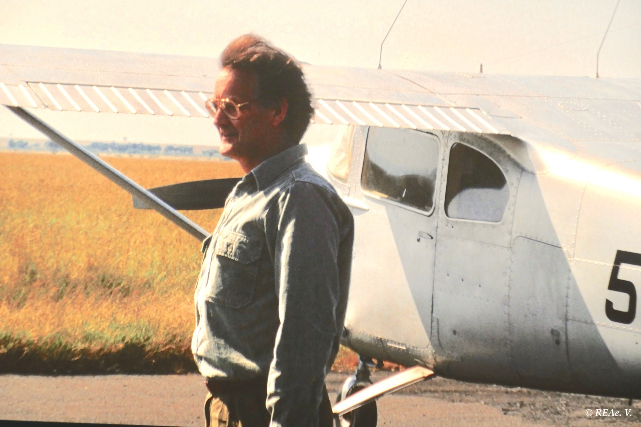 Dr. Ian Douglas-Hamilton